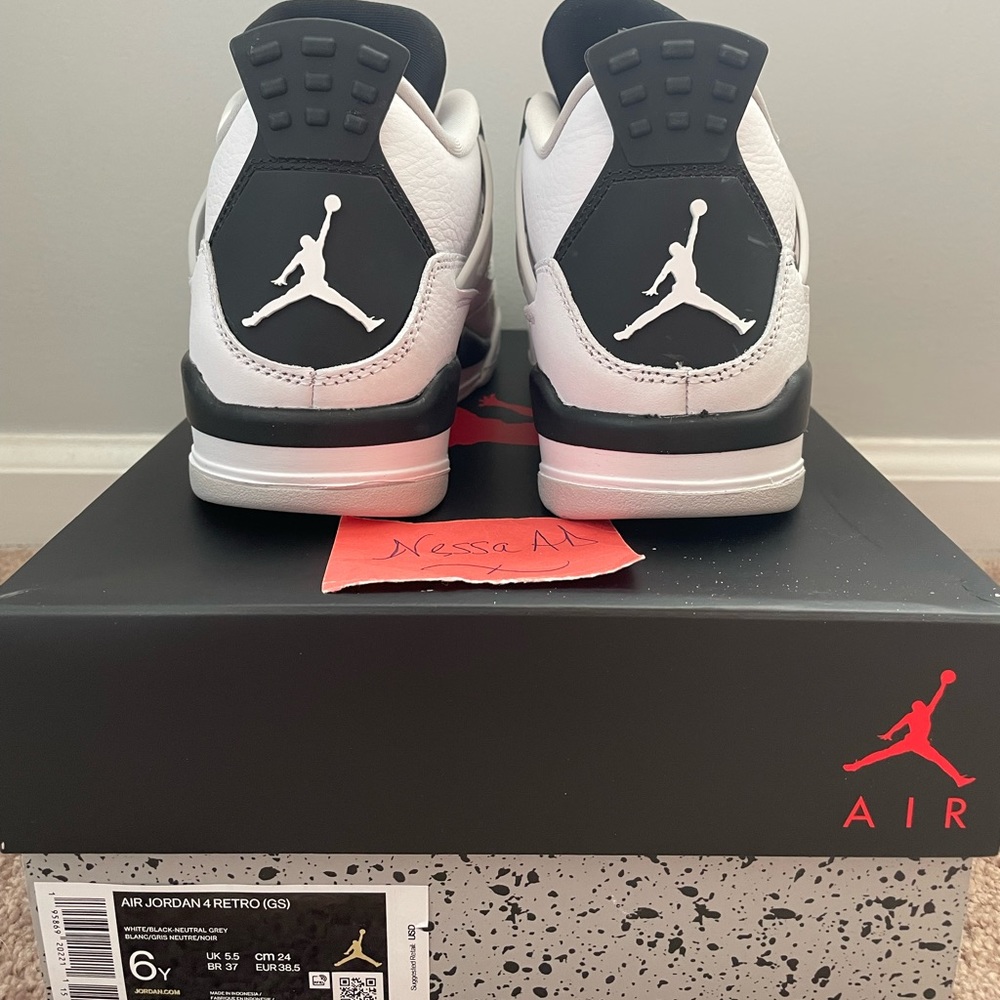 Jordan 4 “Military Black” (GS) - Picture 2 of 6